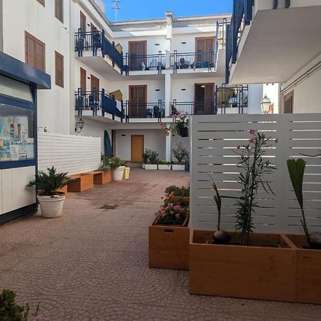 Residence Marinella ซานวิโต โลคาโป ภายนอก รูปภาพ
