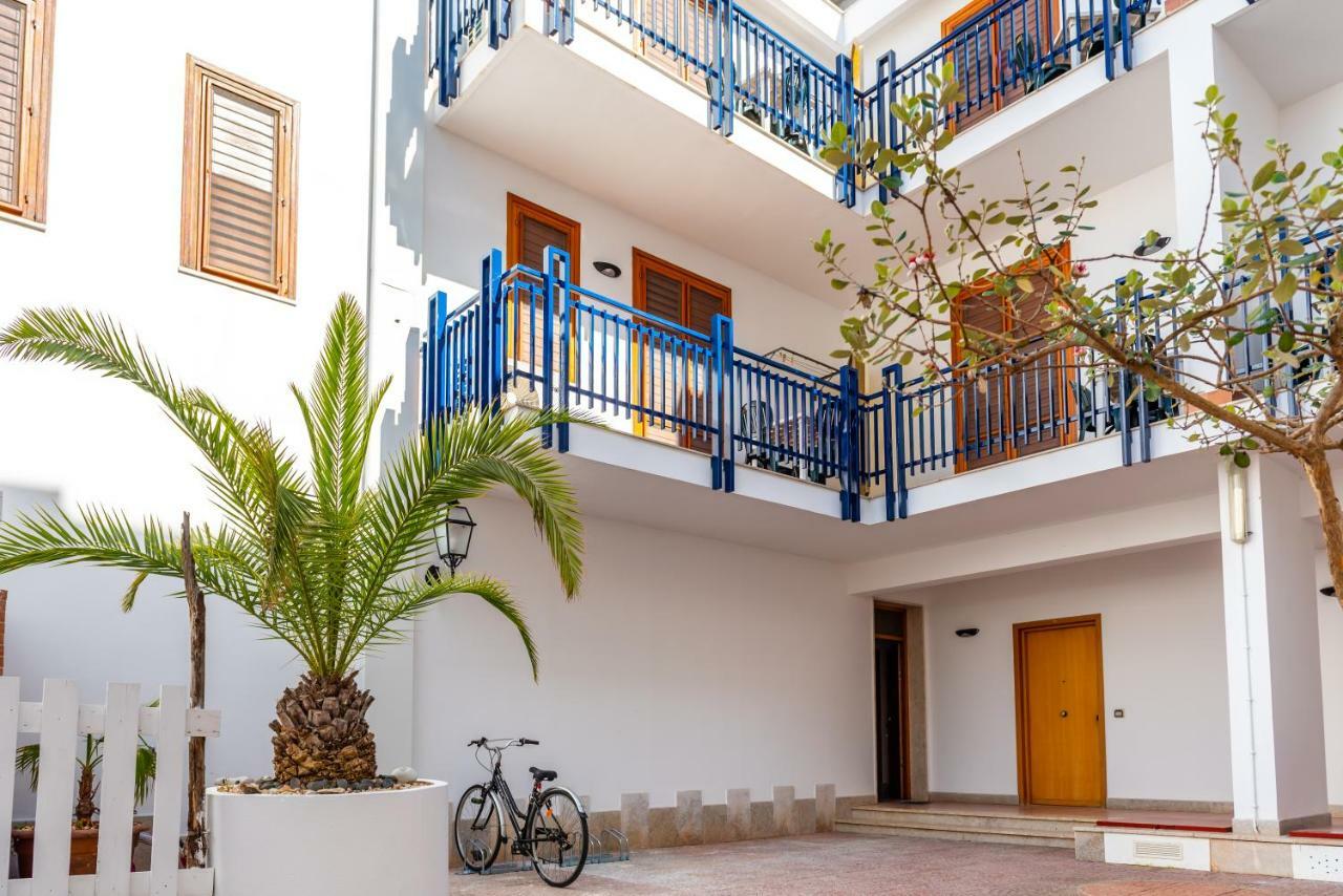 Residence Marinella ซานวิโต โลคาโป ภายนอก รูปภาพ