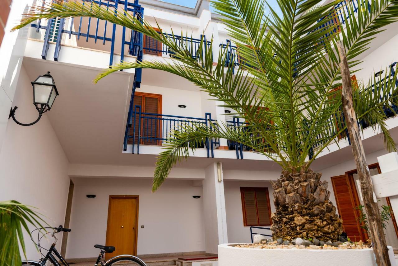 Residence Marinella ซานวิโต โลคาโป ภายนอก รูปภาพ