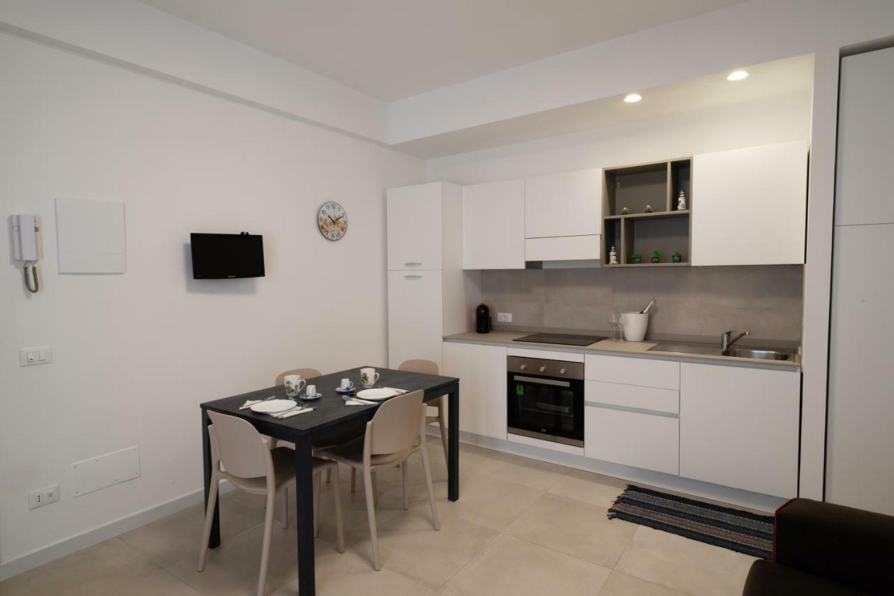 Residence Marinella ซานวิโต โลคาโป ภายนอก รูปภาพ
